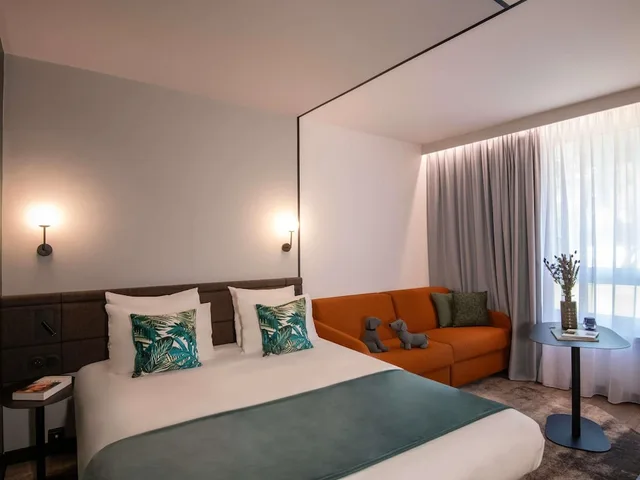 غرفة سوبيريور بسرير مزدوج مع أريكة، Novotel Nice Aeroport Cap 3000 1/10