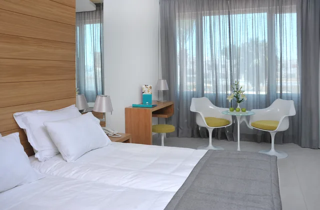 غرفة سوبيريور مفردة، Napa Plaza Hotel-Adults Only 1/3