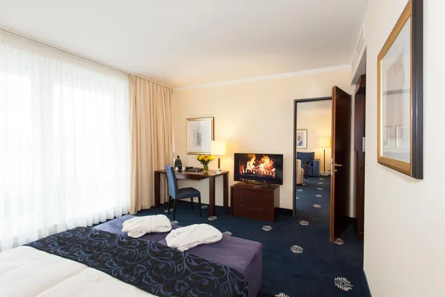جناح ديلوكس، Hotel Vier Jahreszeiten Starnberg 2/3