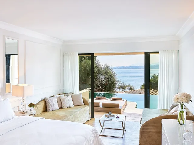 Swim Up, Open Plan, Family, Bungalow, Double Bed, 2 Sofa، Corfu Imperial, A Resort to Live 1/2