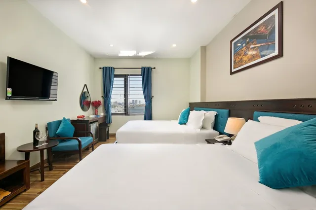 غرفة ديلوكس ثلاثية بسريرين كوين بإطلالة على المدينة، Celina Hotel & Apartment 4/6