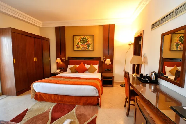 غرفة ديلوكس بسريرين منفصلين بإطلالة على النهر، Aracan Eatabe Luxor Hotel 2/8