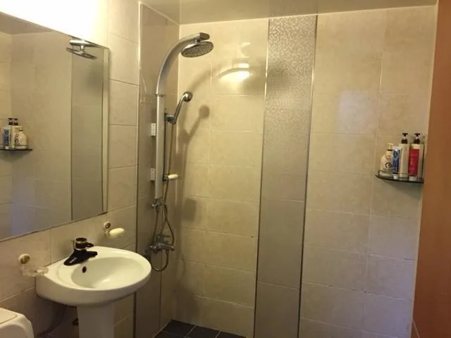 Suite, Prince Motel 5/5