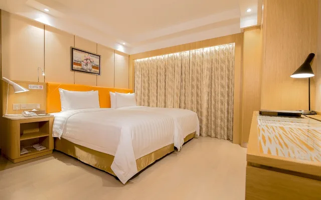 غرفة سوبيريور بسرير مزدوج، Royal Dragon Hotel 3/6