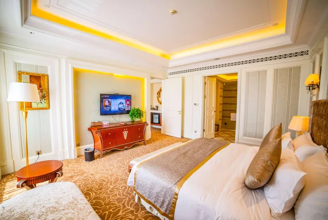 Howard Johnson by Wyndham Domando Plaza Wulanchabu، Ulanqab 13/50