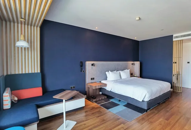 غرفة قياسية بسرير كينج بإطلالة على البحر، Holiday Inn Express Zhoushan Dinghai 3/3