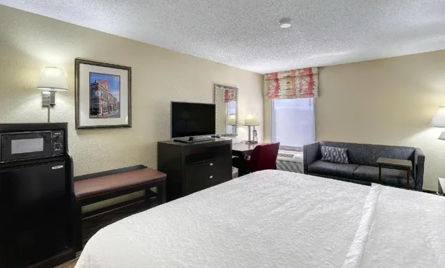 غرفة سوبيريور بسرير كينج، Hampton Inn Nashville-I-24 Hickory Hollow 2/4