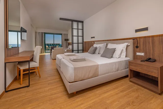 Junior Suite, Balcony, CALYPSO PALACE HOTEL 3/7