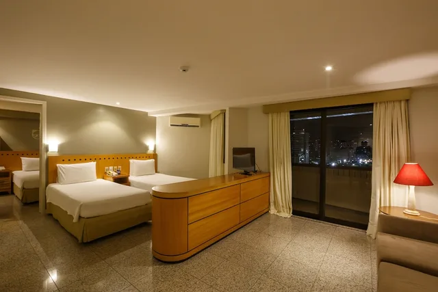 جناح جونيور بسرير مزدوج وسريرين منفصلين، Blue Tree Towers Fortaleza Beira Mar 1/4