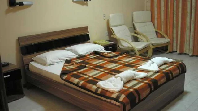 غرفة اقتصادية بسرير مزدوج أو سريرين منفصلين، Relax Inn Hotel 2/2