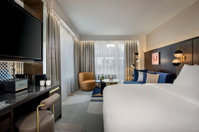 جناح جونيور بشرفة بغرفة نوم واحدة، Neues Schloss Privat Hotel Zurich 1/5