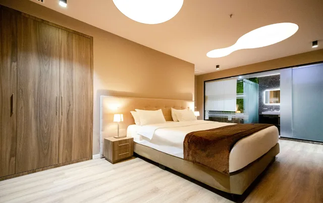 Suite, King Bed, Best Western Premier Ark Hotel 3/5