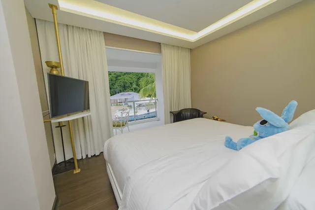 Dash, Club, King Bed, Pool View، Dash Resort Langkawi 1/4