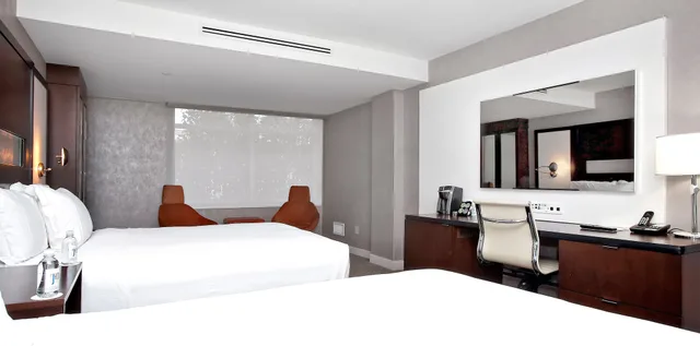 غرفة تنفيذية بسريرين مزدوجين، J House Greenwich 1/7