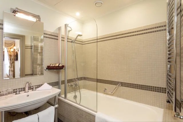 جناح ديلوكس بسرير مزدوج، Iron Gate Hotel And Suites 5/6