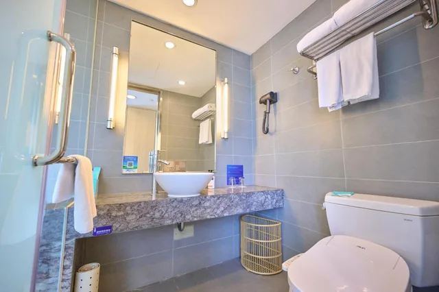 Room, King Bed, Sofa, Holiday Inn Express Changzhou Lanling 5/6