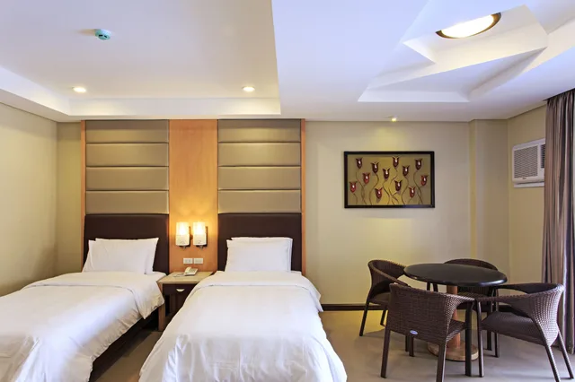 غرفة سوبيريور بسريرين منفصلين بشرفة، Cebu Westown Lagoon - South Wing 2/6