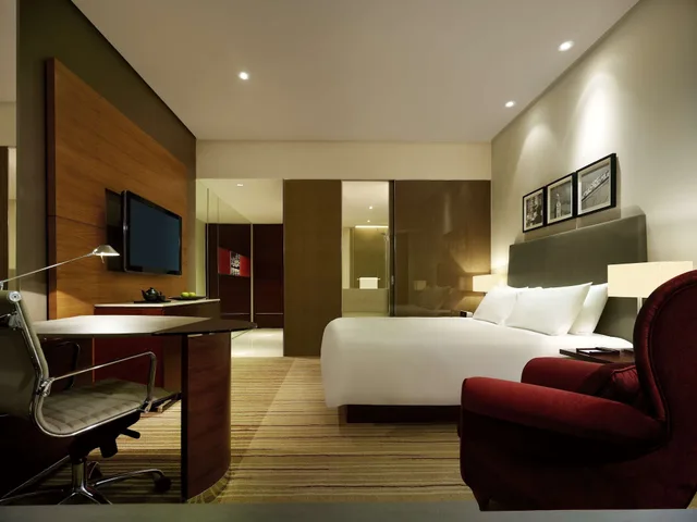 غرفة بسرير كينج، HYATT REGENCY HONG KONG TSIM SHA TSUI 2/7