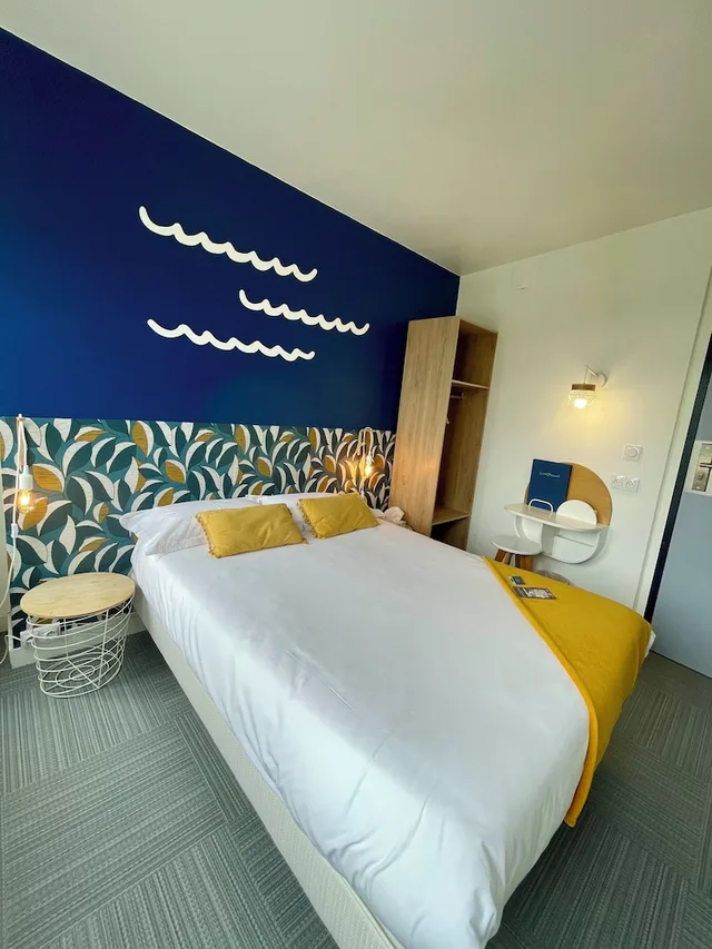 غرفة قياسية بسرير كوين، Citotel Aux Voyageurs 2/5