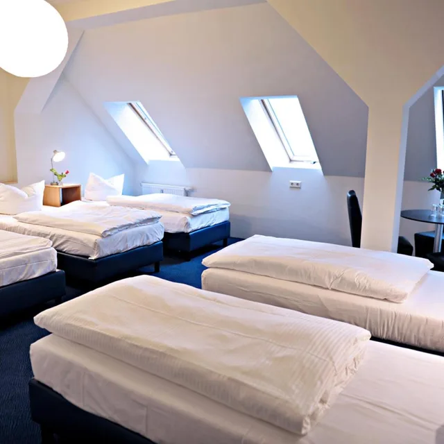Room, Quintuple، Hotel Transit Loft 4/10