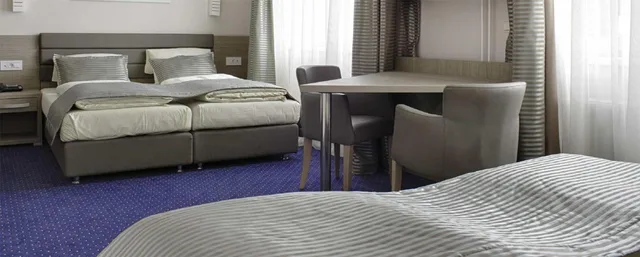 غرفة كلاسيكية رباعية، St. Joseph Hotel 3/6