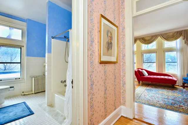 Grand, Mansion, King Bed, Panoramic Mountain View، Wilburton Inn 7/7