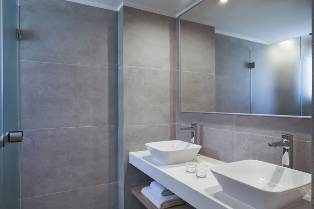 Family, Queen and Twin Beds, Inland View، Atlantica Mikri Poli Rhodes 5/6