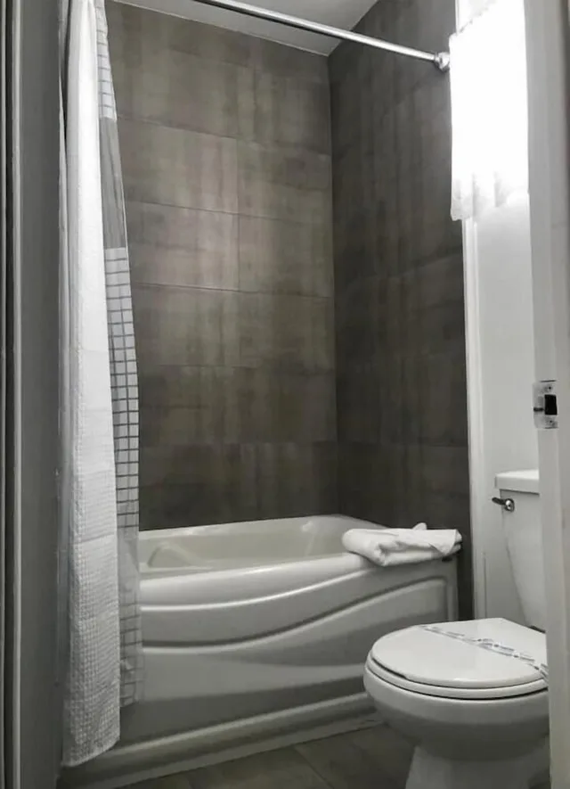 غرفة قياسية بسريرين كوين، Complexe Dix80 5/6