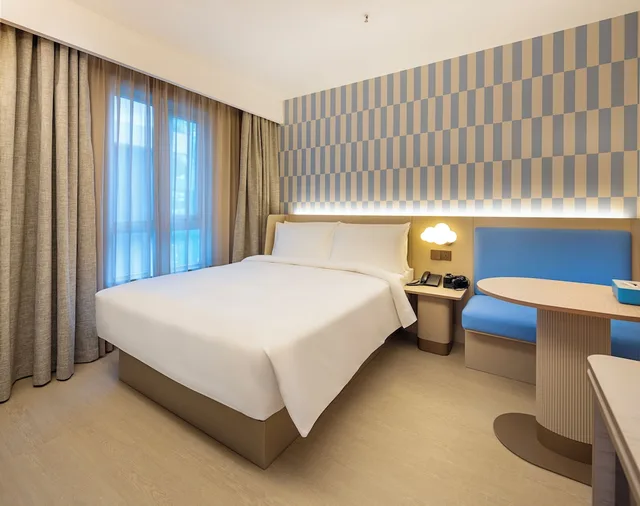 غرفة قياسية بسرير مزدوج، Sunland Hotel 6/10