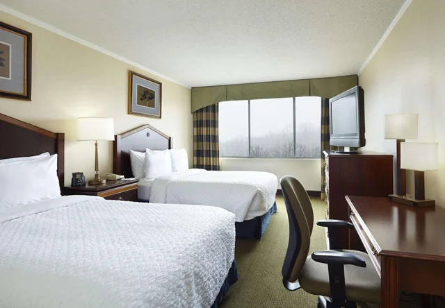 جناح بسريرين مزدوجين بغرفتين، Embassy Suites By Hilton Baltimore At Bwi Airport 1/3