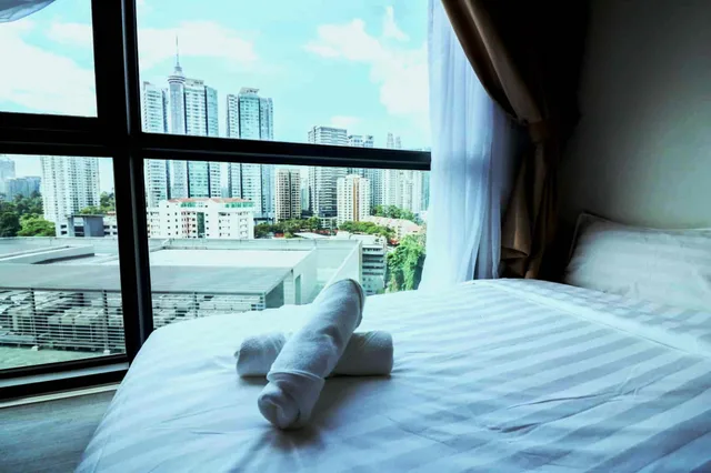 جناح استوديو تنفيذي بسرير كينج بإطلالة على المدينة بغرفة نوم واحدة، Platinum Suites AT Swiss Garden 1/2