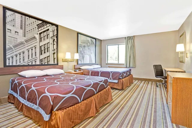 Business, 2 Queen Beds, Super 8 by Wyndham Louisville Airport 1/1