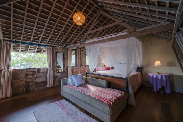 2 Bedrooms, Deluxe, Cottage, 1 King and 1 Single Beds, Ocean Front، Pondok Pisang 5/8