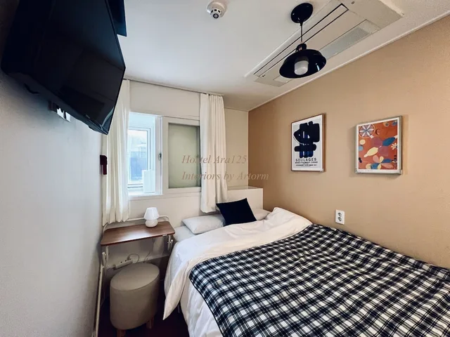 Economy, Double Bed, Philstay Myeongdong Central Hotel 1/3