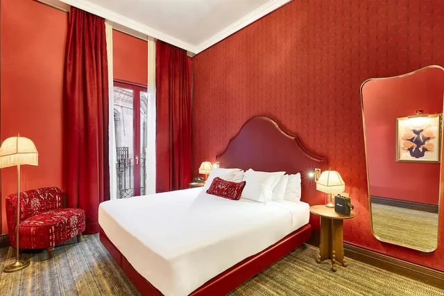 غرفة ديلوكس بشرفة، HOTEL ESPANA RAMBLAS 6/10