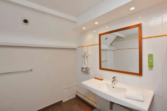 غرفة قياسية بسرير كوين، Best Western Plus Loree Paris Sud 5/5
