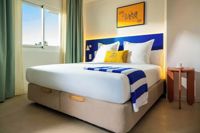 Studio, Queen Bed, Pool Side, Sofa, Terrace، Coral Star Apartments 1/9