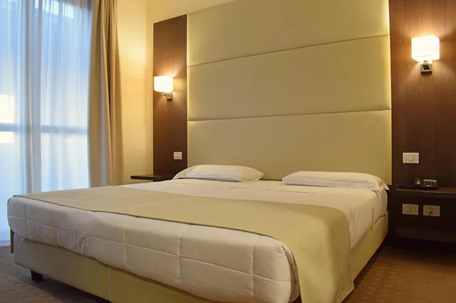 غرفة بسرير مزدوج، Palace Inn 2/8