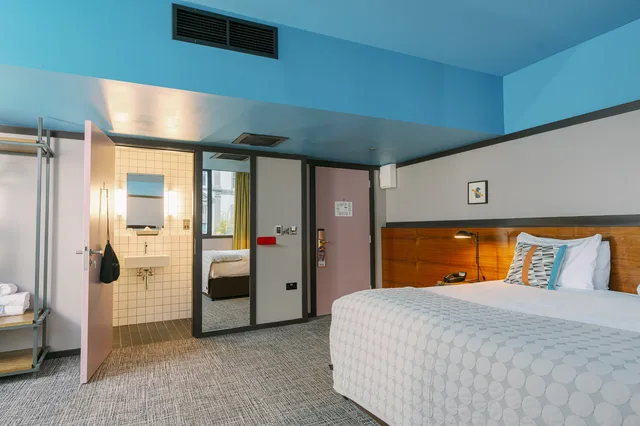 Roomy, King Bed، Bullitt Hotel 1/3
