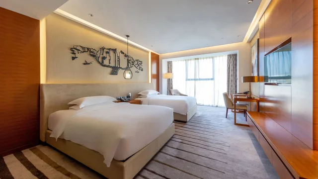 غرفة قياسية بسريرين مزدوجين، HOLIDAY INN NANJING XUANWU LAKE 2/3