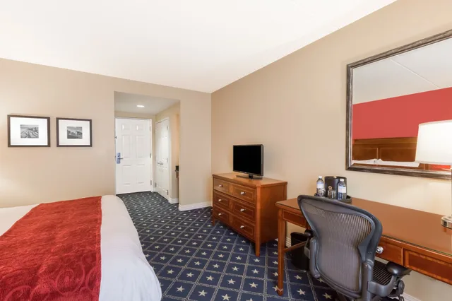 غرفة قياسية بسرير كينج، Wyndham Gettysburg 6/9
