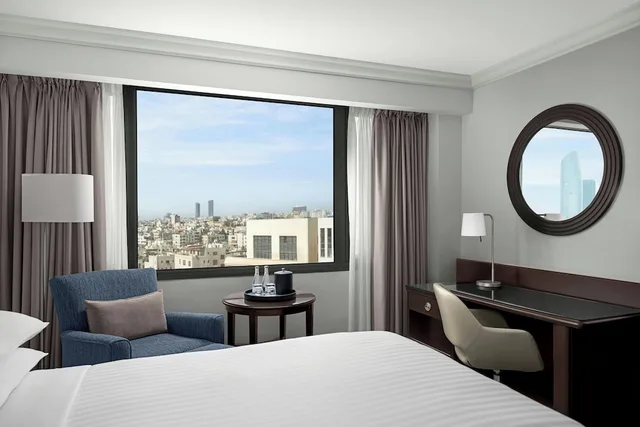 جناح تنفيذي بسرير كينج بغرفة نوم واحدة، Marriott Amman Hotel 7/10