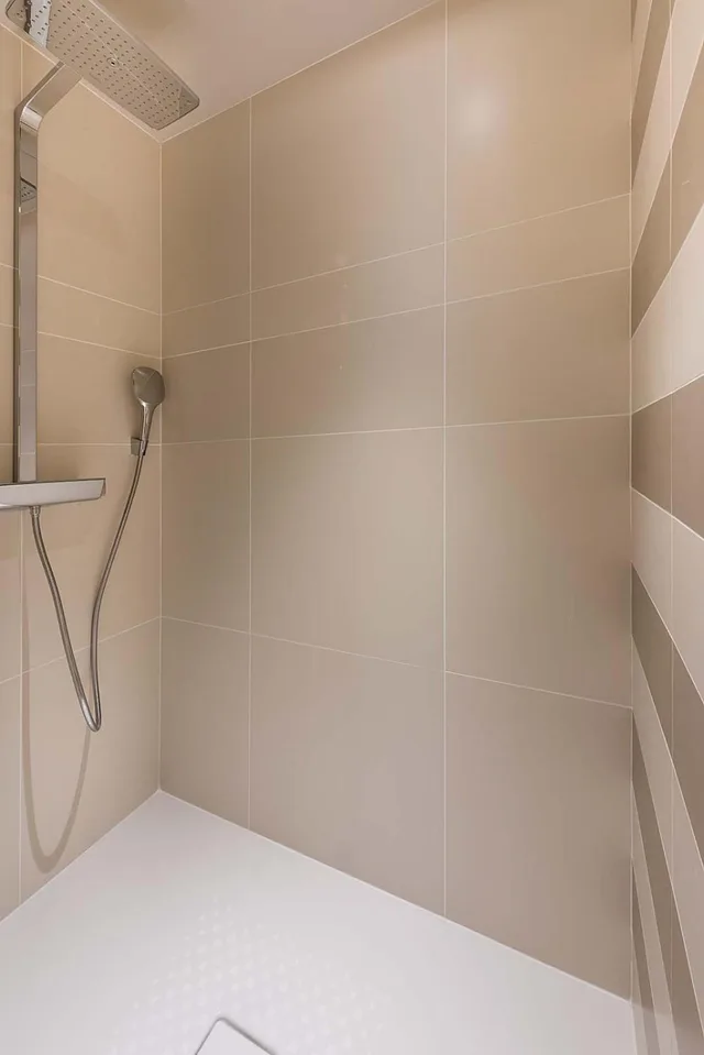 جناح جونيور بسرير مزدوج، Hotel Magellan 6/6
