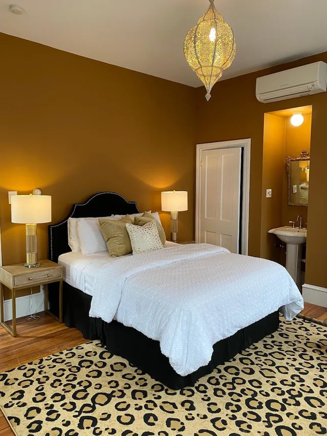 The Hugh Boutique B&B، Millville 16/44