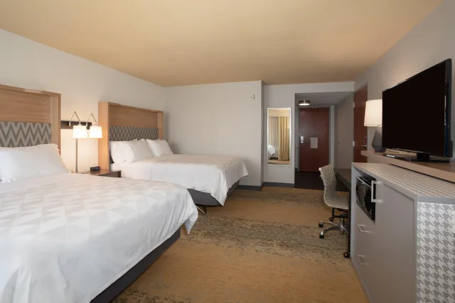 غرفة بسرير مزدوج لذوي الإعاقة، Holiday Inn Winchester Se-Historic Gateway 2/3