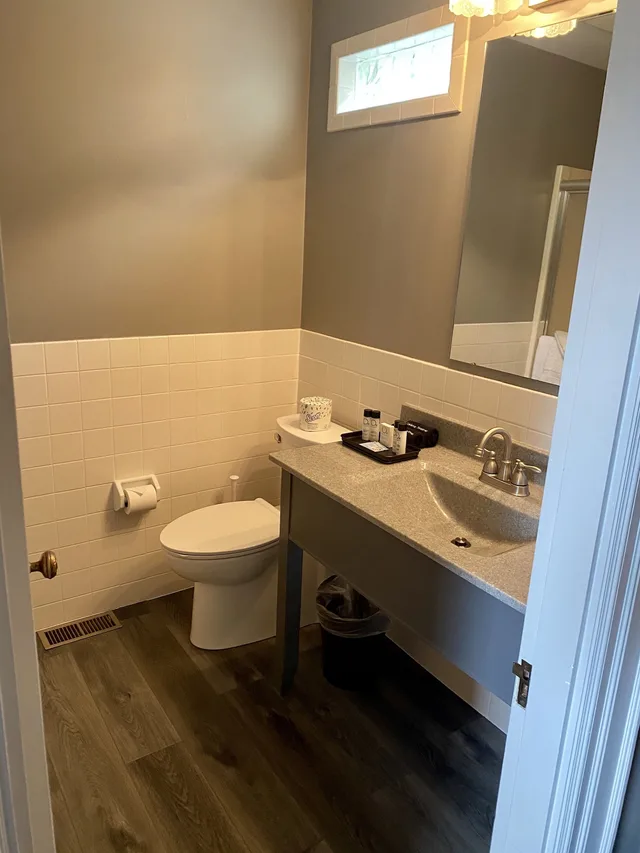 غرفة قياسية بسرير كينج، Captain Wohlt Inn Bed Breakfast 6/6