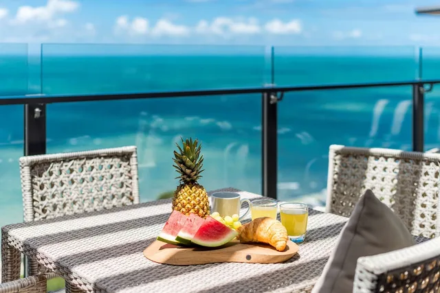 Oaks Redcliffe Mon Komo Suites, North Lakes, Narangba 67/77
