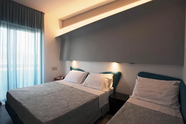 غرفة ثلاثية، Hotel Ali D'Oro 7/10