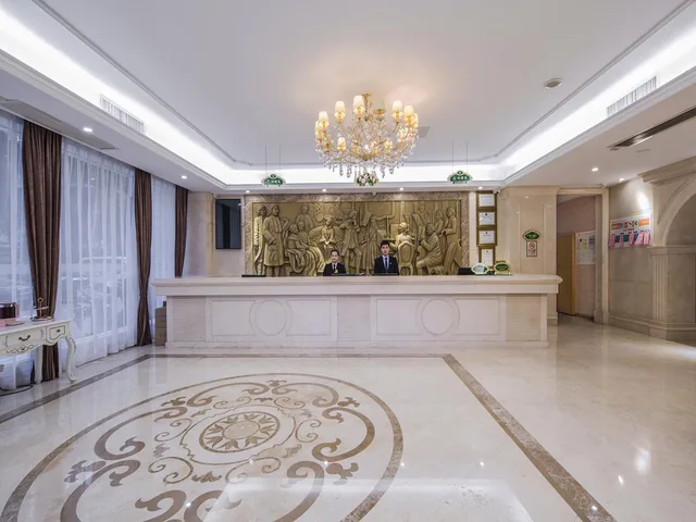 Vienne Hotel (Nanning Qingxiu Mountain), Nanning 8/33