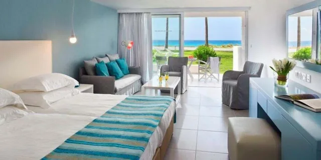 Bungalow, Beach Side, Sea View، Nissi Beach Resort 5/9